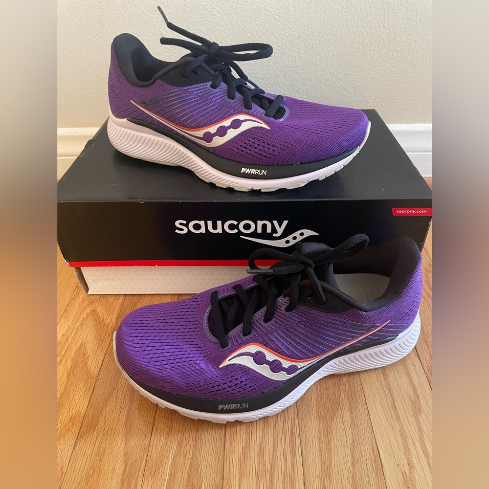 NWT Running Shoes - Saucony Guide 14